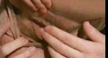 একটি রাশিয়ান মেয়ে সেক্স এক্স সেক্সি ভিডিও বন্ধ ছিঁড়ে