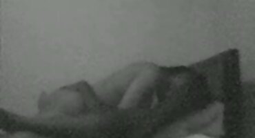 চার আনন্দিত হিন্দি বিএফ সেক্সি ছাত্রের একটি বেলেল্লাপনা