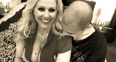 পাছায় একটি মেয়ে চোদো হট সেক্সি সেক্স ভিডিও