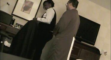 রাশিয়ান ছেলে এবং বেঙ্গলি সেক্সি বিএফ মায়ের আসল অজাচার