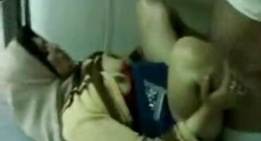 তার দাদাকে দেওয়া হিন্দি বিএফ সেক্সি