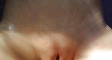 প্রিয় একটি কাঁচুলি মধ্যে সেক্সি সেক্সি বিএফ busty মহিলা fucks