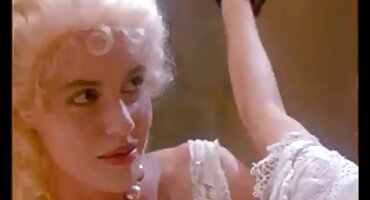 কাস্টিং এ দুই অভিনেতার সাথে বাদামী কেশিক সেক্সি বিএফ ওপেন মহিলার যৌনতা।