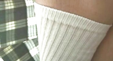 ছেলেটি তার লিঙ্গে একটি বাঙালি সেক্সি ভিডিও কনডম রাখল এবং কমনীয় কোঁকড়া মেরি জেন ​​অরিনকে চুদলো