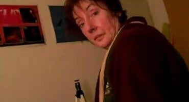 টিন ব্যাঙ্গস সেক্সি ভিডিও চুদাচুদি একটি শ্যামাঙ্গিনী যার বিশাল স্তন।