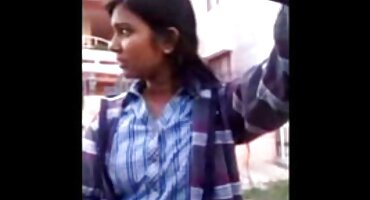 একটি অতৃপ্ত প্লেবয় সঙ্গে একটি বাংলা সেক্সি বিএফ যৌন সম্পর্কে প্রবেশ করেছে