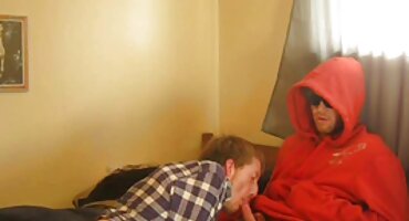 অ্যালেক্সিস ভাই বোনের সেক্সি ভিডিও গল্পটি বলেছিলেন।