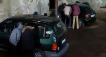 শিশুটি বিছানায় শুয়েছিল সেক্স ভিডিও সেক্সি