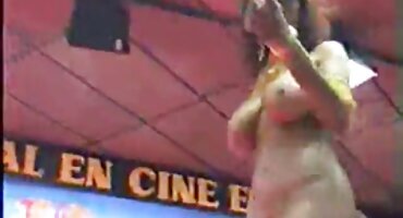 রেবেকা লিনারেস ছোটদের সেক্সি ভিডিও প্রাপ্তবয়স্কদের কিছু গড়াগড়ি দেওয়ার পরামর্শ দিয়েছেন