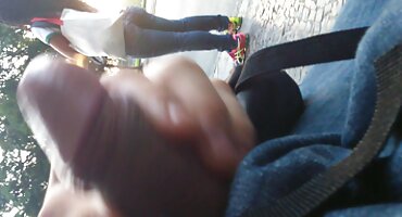 একজন বয়স্ক বাঙালি বিএফ সেক্সি মহিলাকে ছিঁড়ে ফেলুন