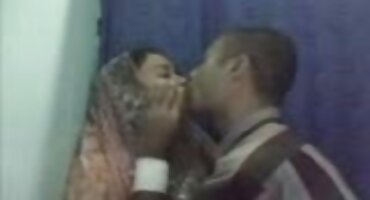 একটি নির্লজ্জ বেঙ্গলি বিএফ সেক্সি কুত্সা