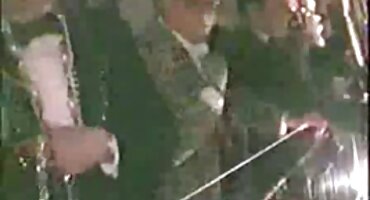 ক্যামেরার সেক্সি বিএফ বাঙালি বন্দুকের নিচে সেক্স