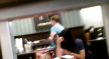 মোনা ওয়েলস কালো রিকিকে মুখে পুরে সেক্সি সেক্সি বিএফ দিয়ে চুদে