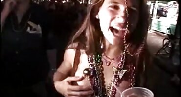 মেয়ের বাংলা সেক্সি বিএফ সরু পাছা