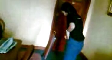 বড় মাই দিয়ে নায়িকাদের সেক্সি ভিডিও মা তার ছেলের সাথে চোদাচুদি করে।