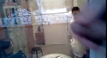 ব্লন্ডি হট সেক্সি বিএফ পায়ু মধ্যে একটি লোক fucks