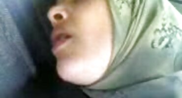 মোহনীয় স্প্যাঙ্কিং ইন্ডিয়ান সেক্সি ডটকম