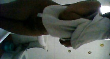 নিকা, 20, বিএফ সেক্সি একটি কঠিন ব্লোজব দেয়।