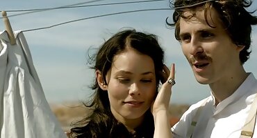 চশমা পরা স্লট ড্যানি বাঙালি মেয়েদের সেক্সি ভিডিও ড্যানিয়েলসের সাথে সেক্স ভিডিও।